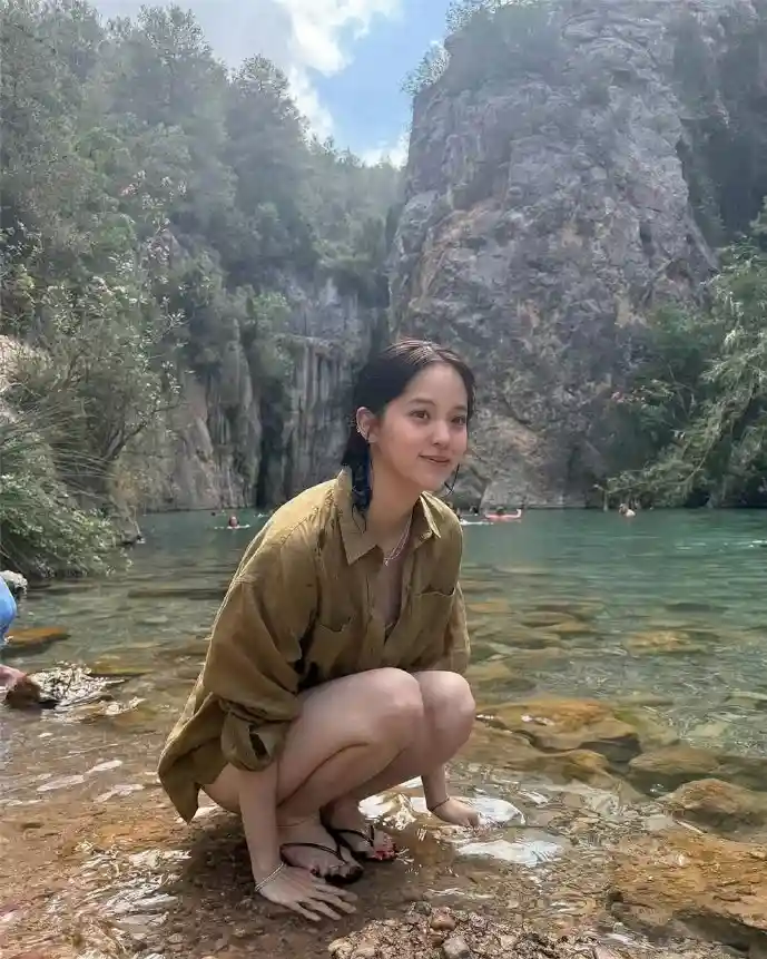 全球应用下载趋势图